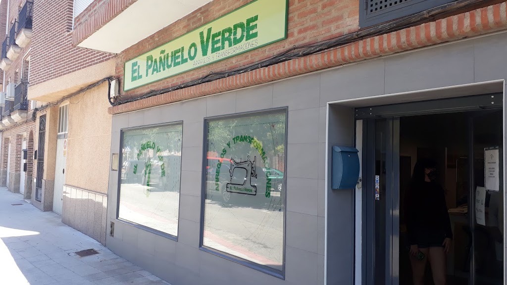 EL PANUELO VERDE (ARREGLOS, TRANSFORMACIONES Y TELAS)