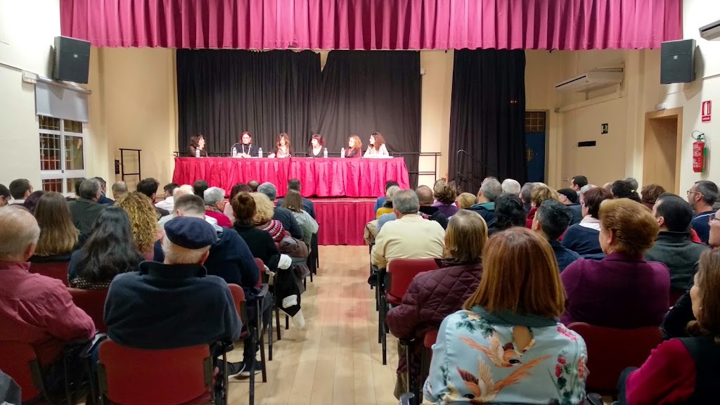 Centro Cultural y Centro Social de Mayores de Patino — Del propietario