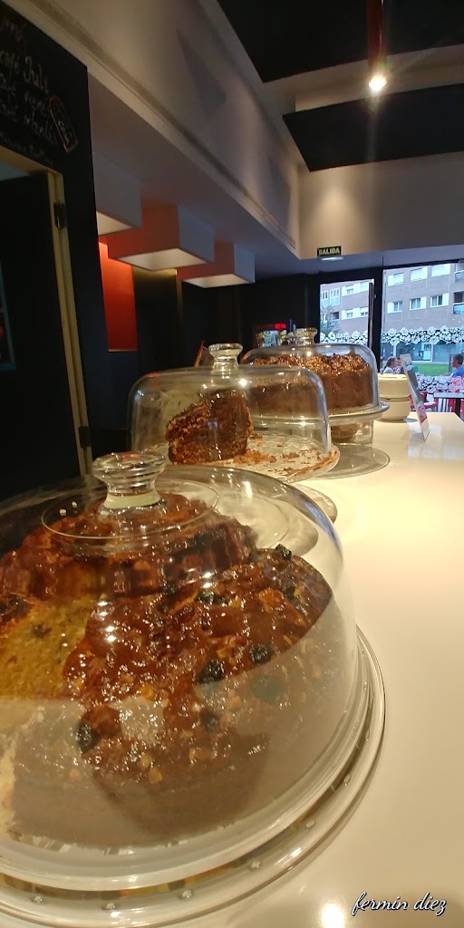 Cafeteria La Juli — Vitrina