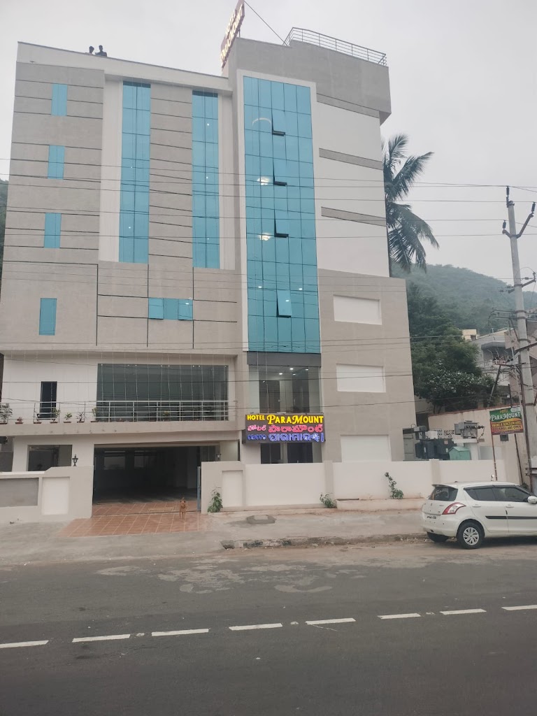 Hotel Paramount