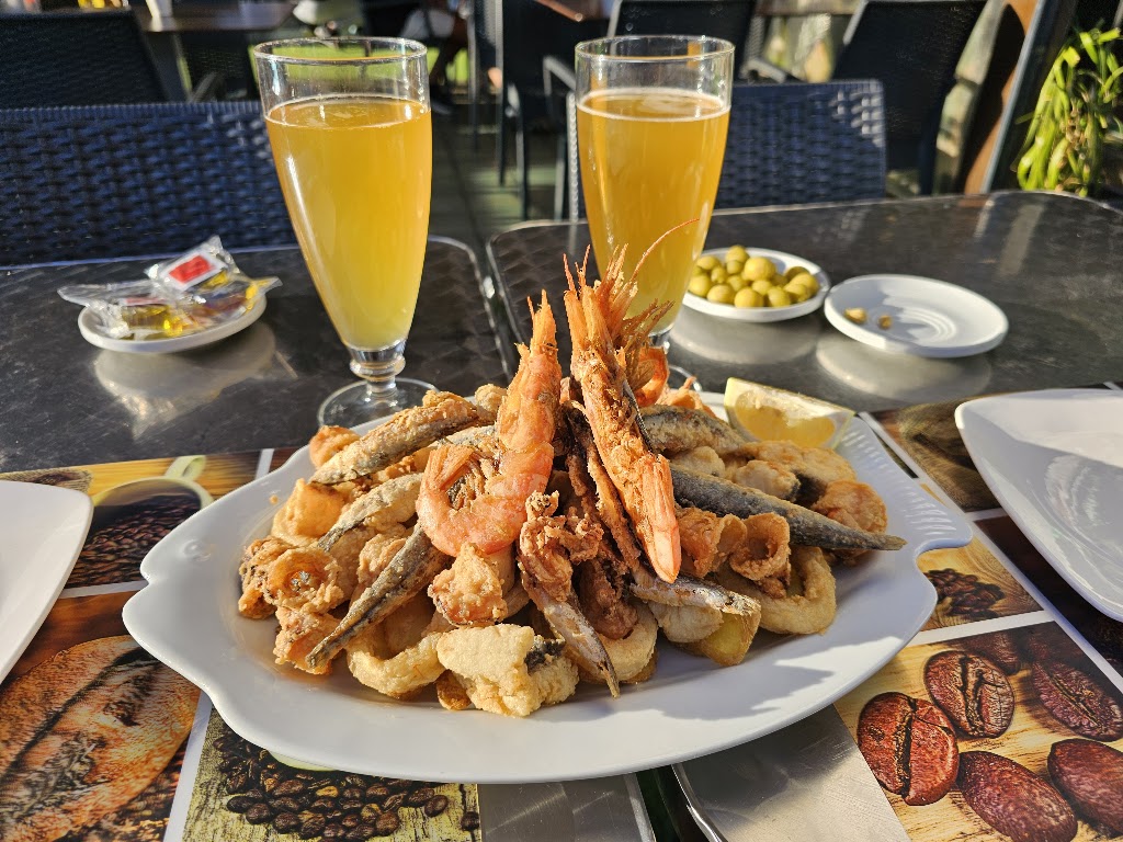 Restaurante Magani — Comida y bebida