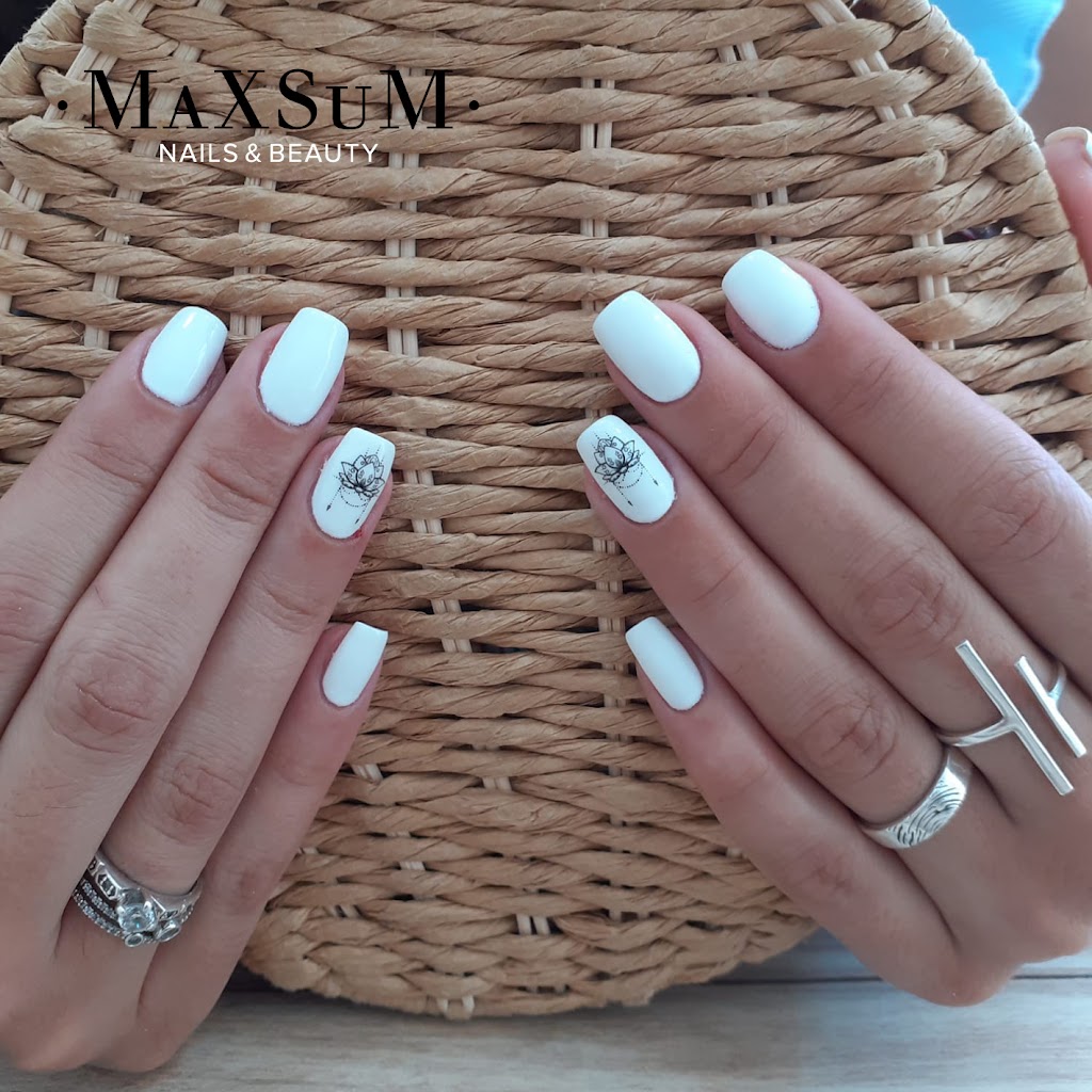 MaXSuM Nails & Beauty | Getafe
