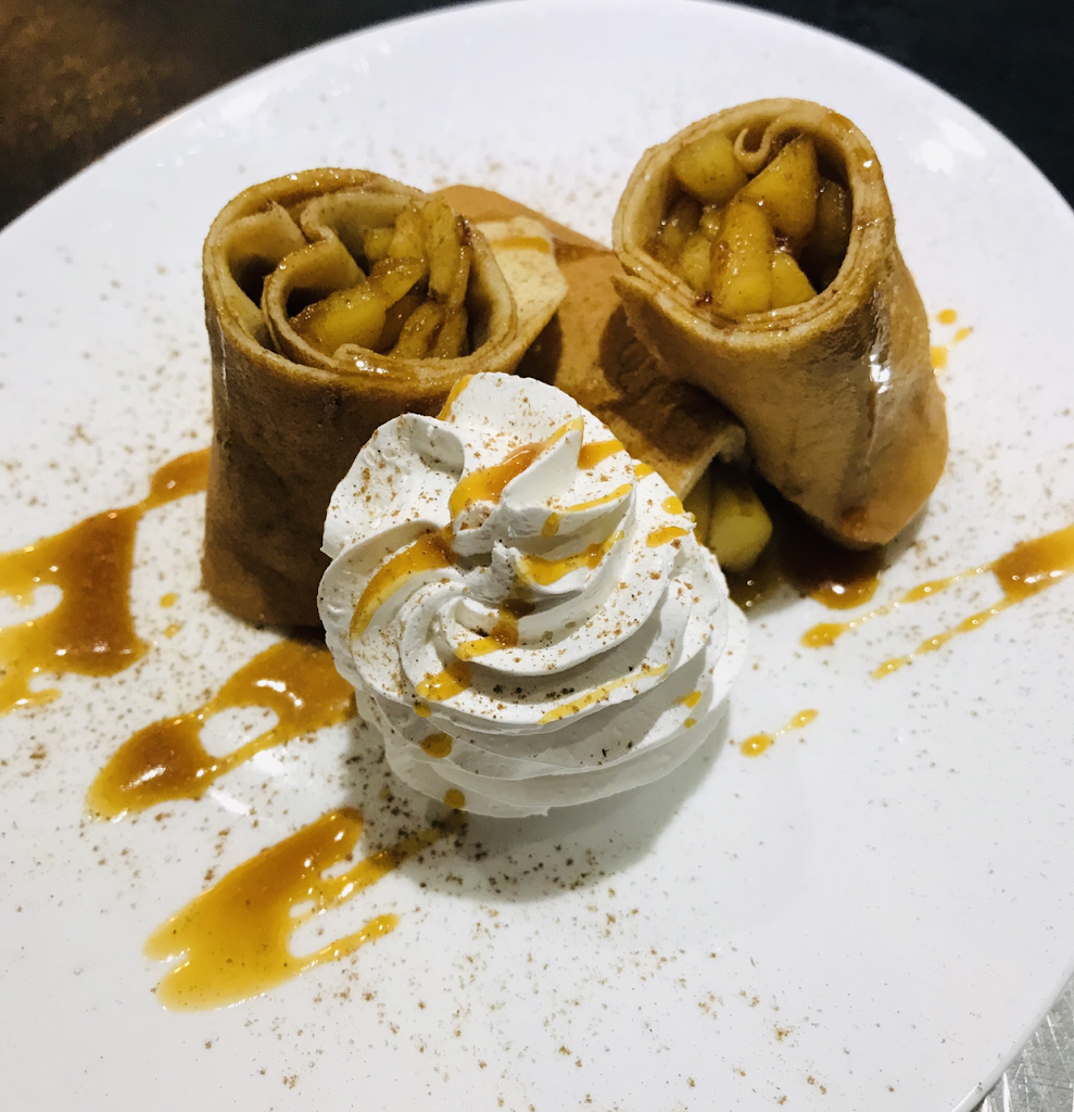 Souzette: creperia-restaurante — Comida y bebida