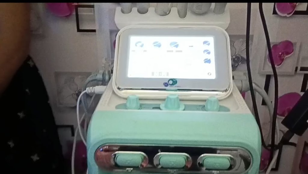 Spark Beauty Parlour