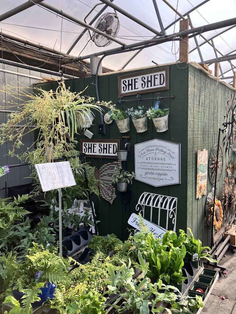 Kern's Florist and Greenhouse