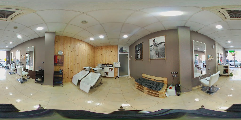 Abril Peluqueria Y Estetica