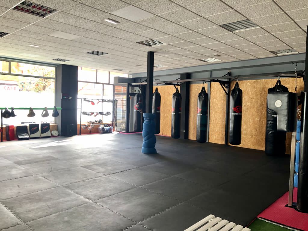 Ayuthayya — Gimnasio