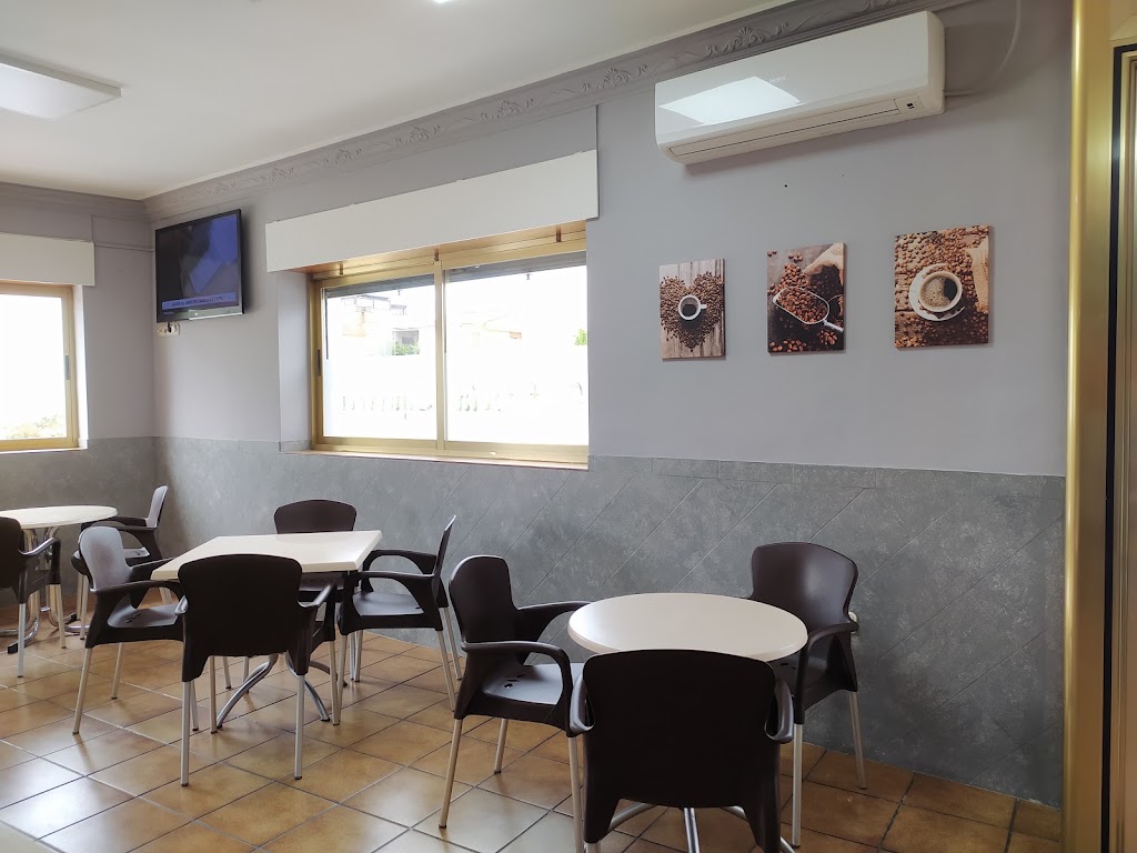 El Punto de Encuentro — Ambiente