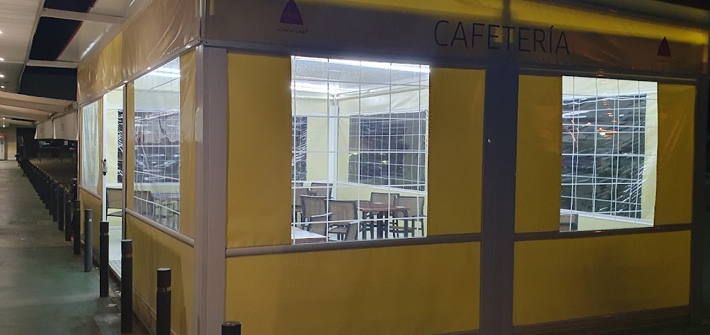 Bar Cafeteria "Los Robles" — Del propietario