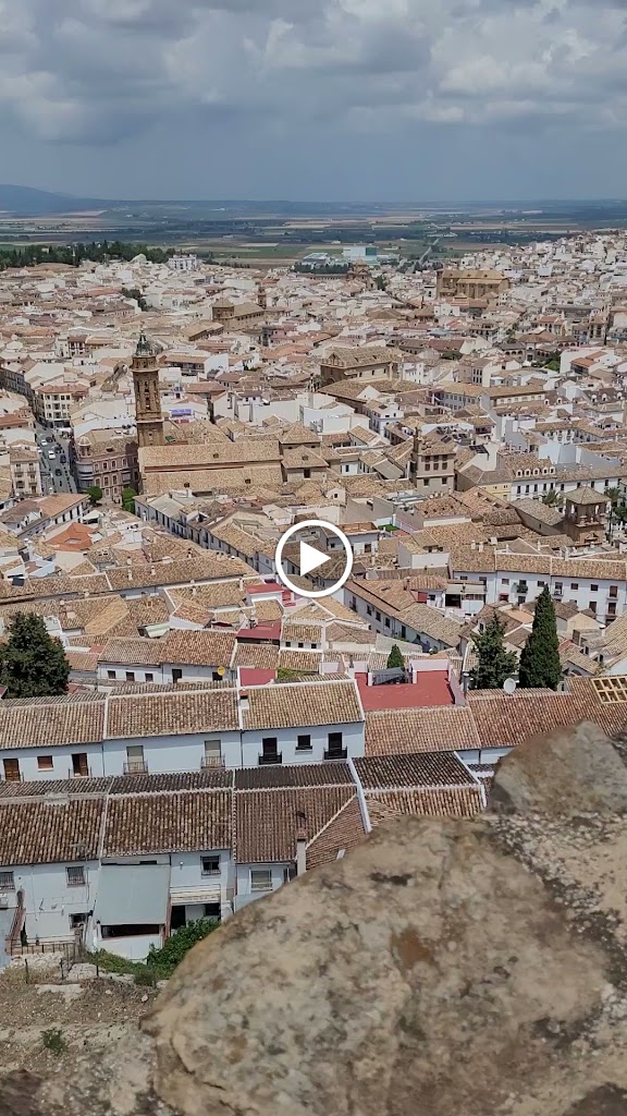 Aparcamiento Alcazaba (no asfaltado) — Videos