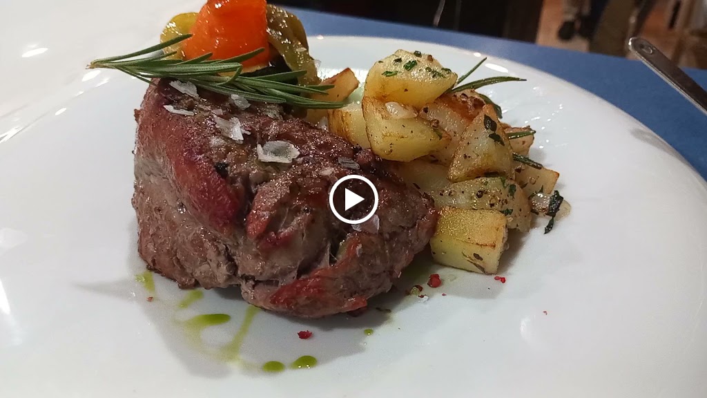 Restaurante Plaza mogan — Comida y bebida
