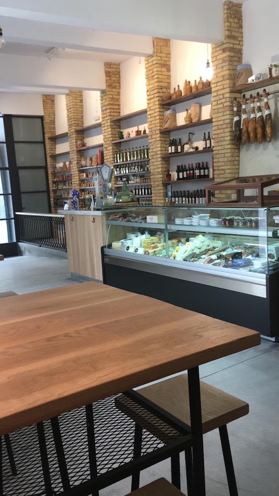 Bar La Embajada — Ambiente