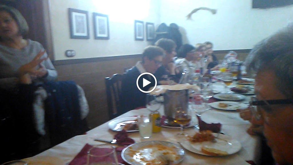 Restaurante Meson El Porton del Quijote — Videos