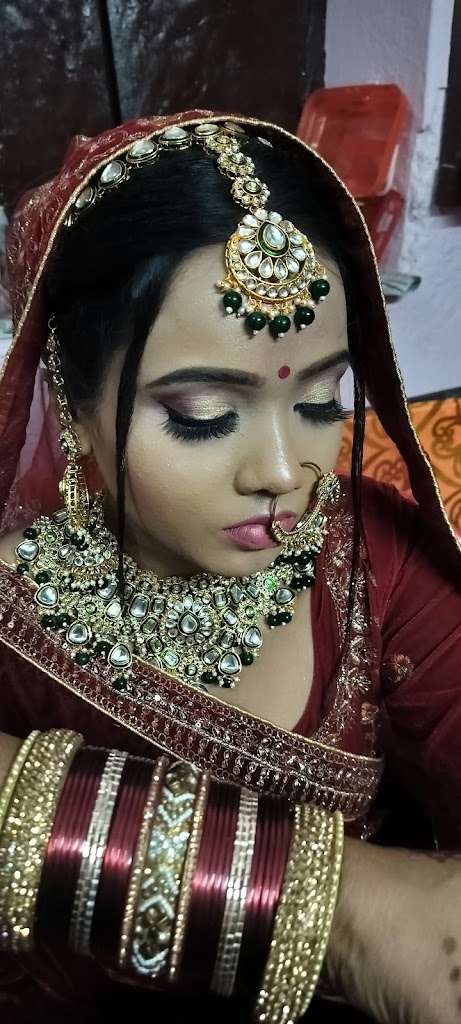 Sargam Beauty Parlour