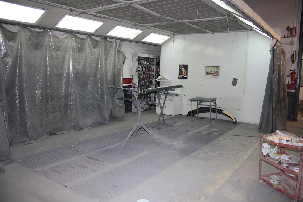 Taller de Chapa y Pintura ACUNEVA - Rota (Cadiz) — Interior