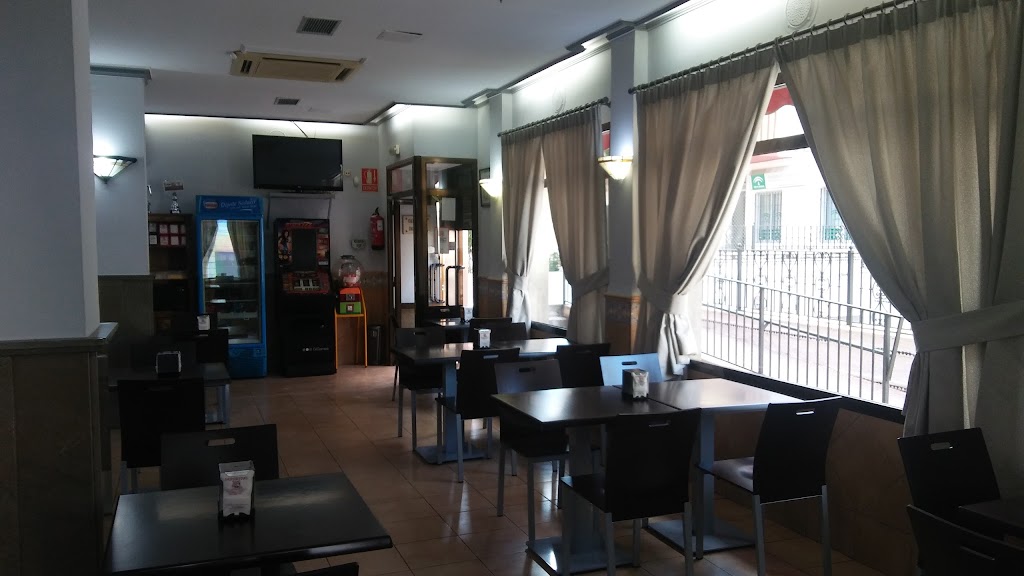 Cafe Bar Deportivo — Ambiente