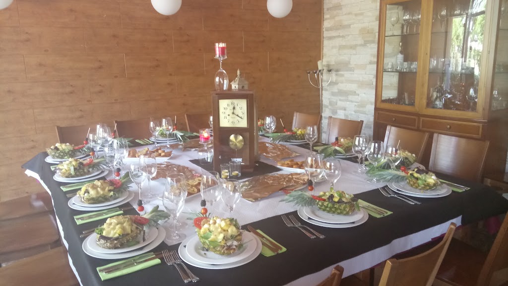 Cafeteria Restaurante El Bosque — Comida y bebida