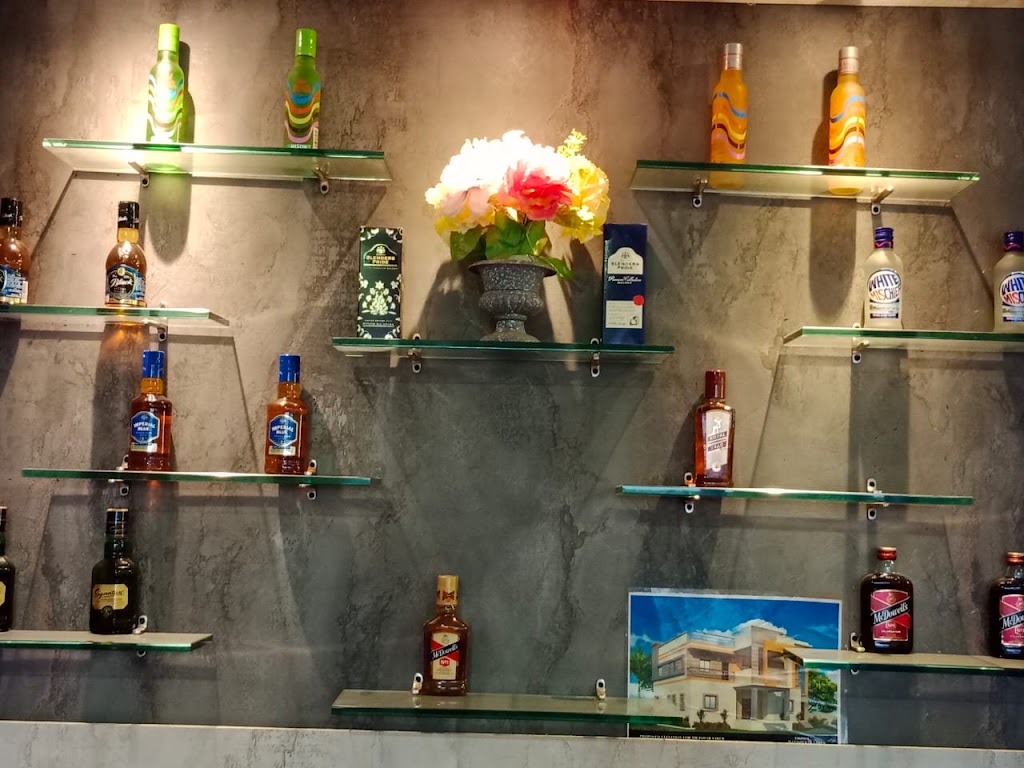 Hotel Suvarndeep Veg Non Veg Bar And Logging