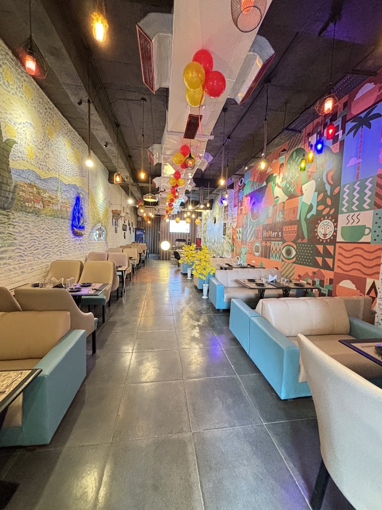 Hooters Indian Restro Bar Best Family Restaurant In Amritsar Best Cafe In Amritsar Best Restaurant In Amritsar