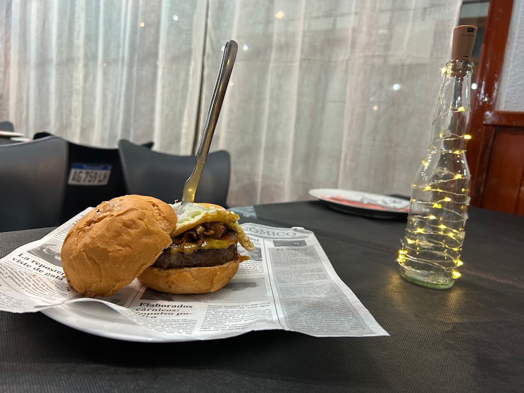 Restaurante Boccaccio ( Alex&Nacho's) — Hamburguesa