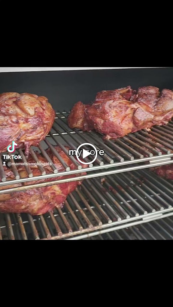  Mama T's Smokin Eats