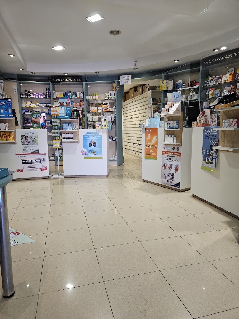 Farmacia Endika Eguiluz Santos — Del propietario