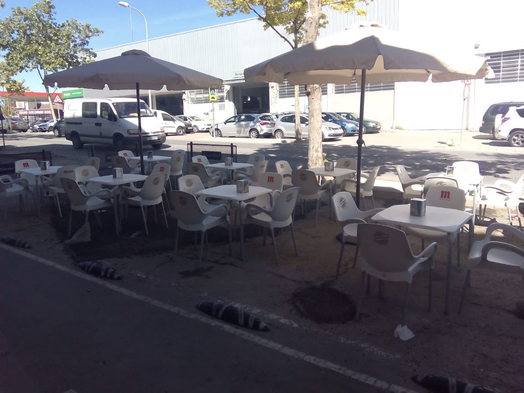 Bar Restaurante circunvalacion — Ambiente
