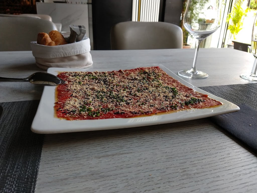 El Txoco de Luis Salinero: Restaurante en Puerto Banus — Carpaccio
