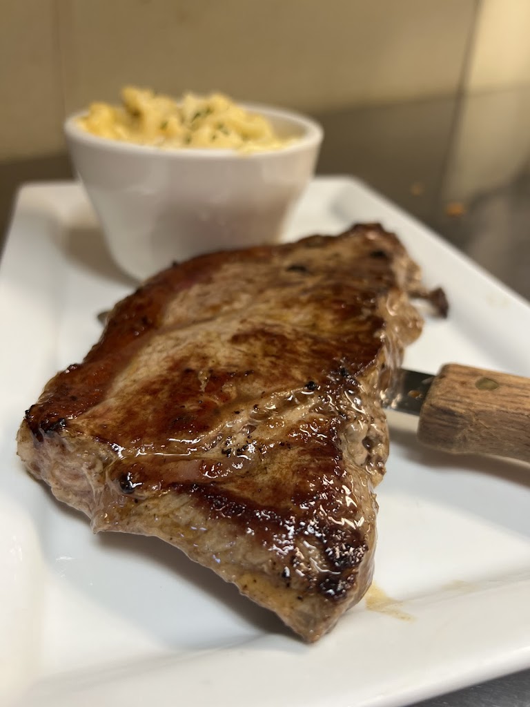  Hillcrest Lodge Supper Club