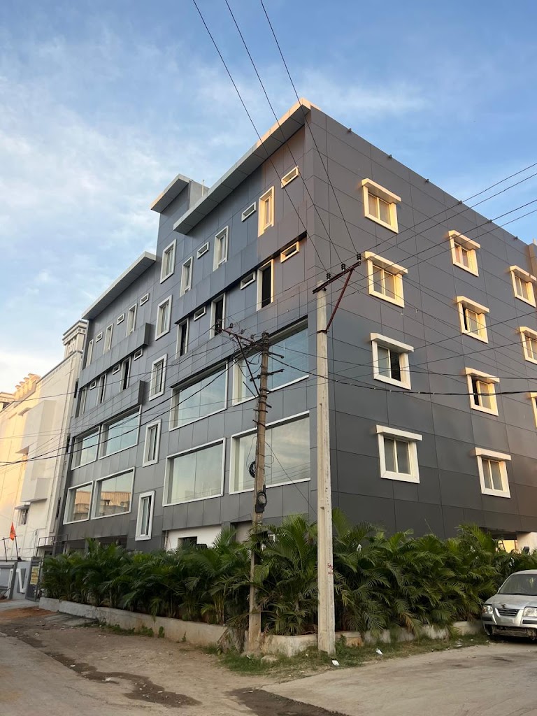 Raaj Hotel