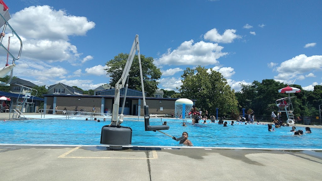 Public swimming pool in Worcester