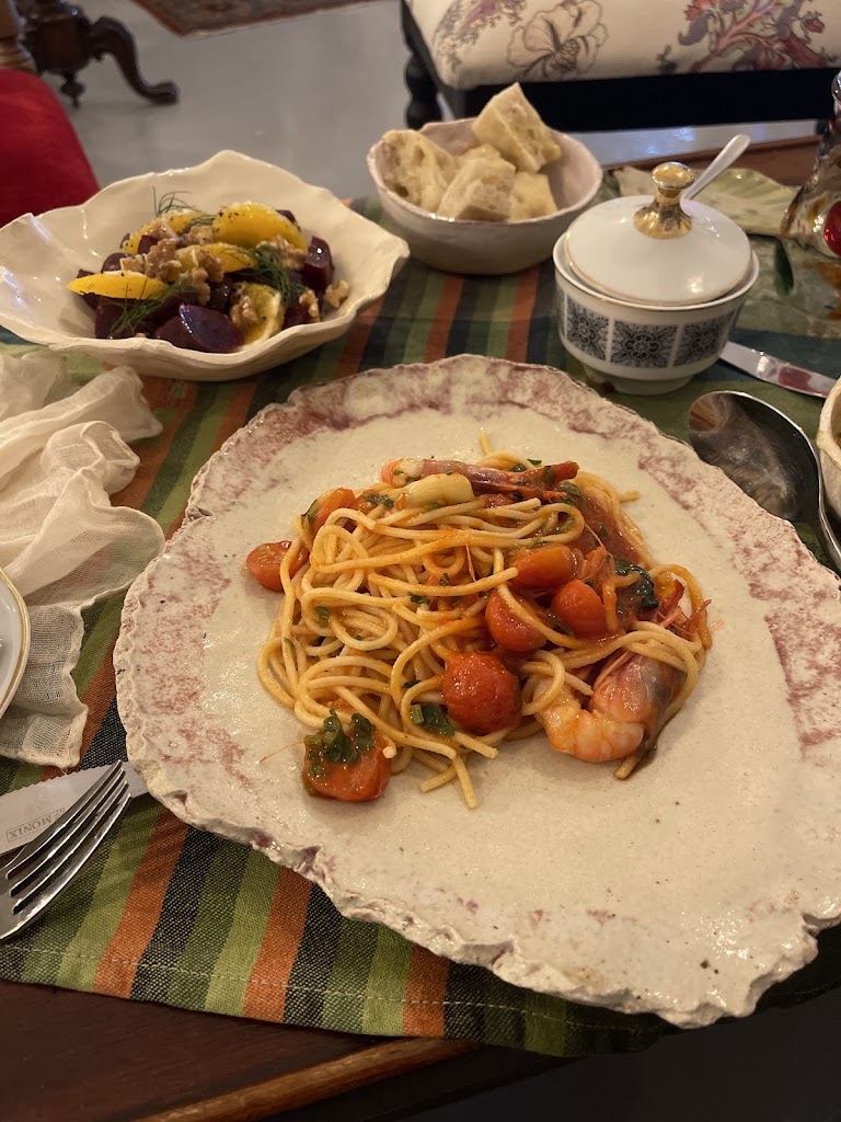 Loqueria, vino natural y tapas — Comida y bebida