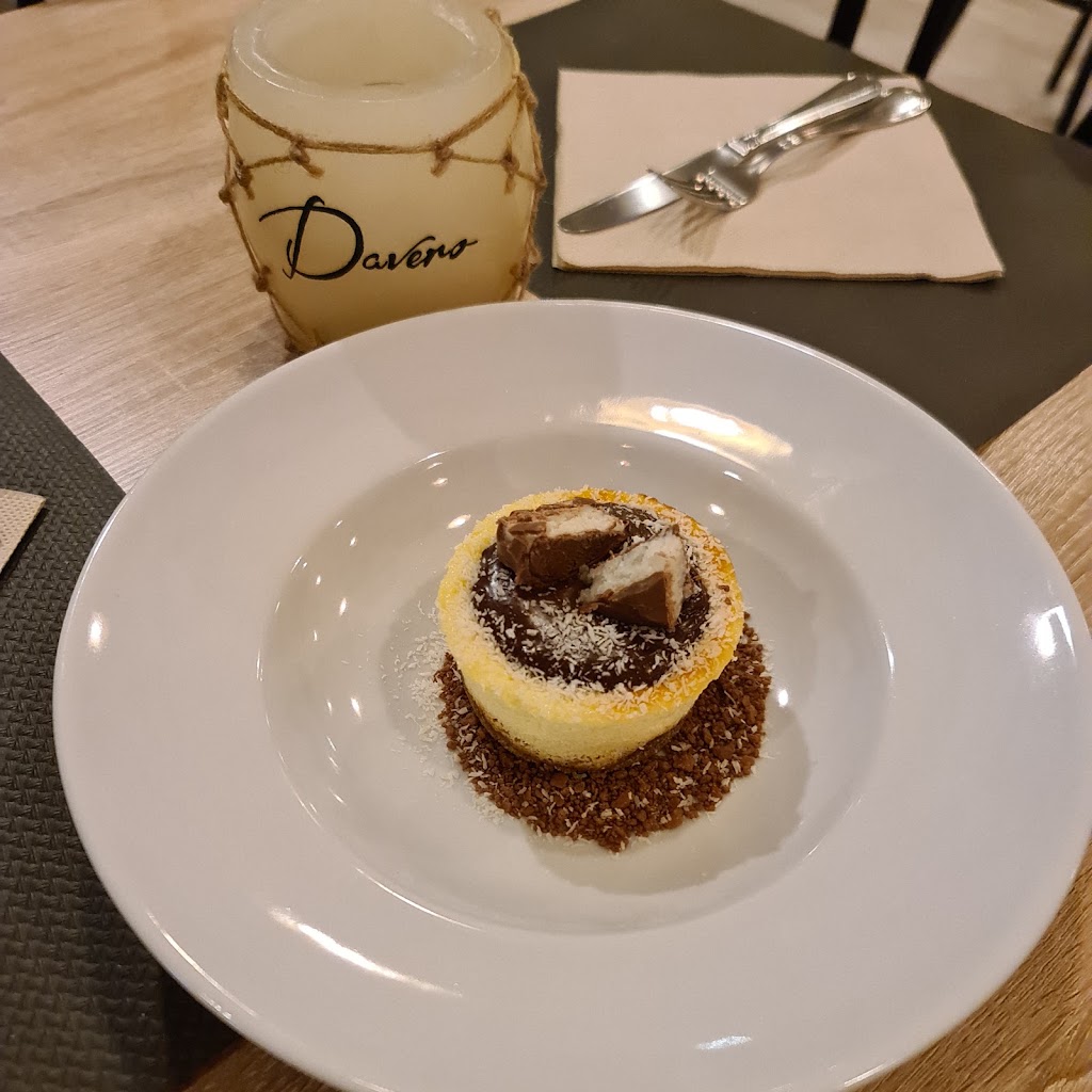 Restaurante Davero — Comida y bebida