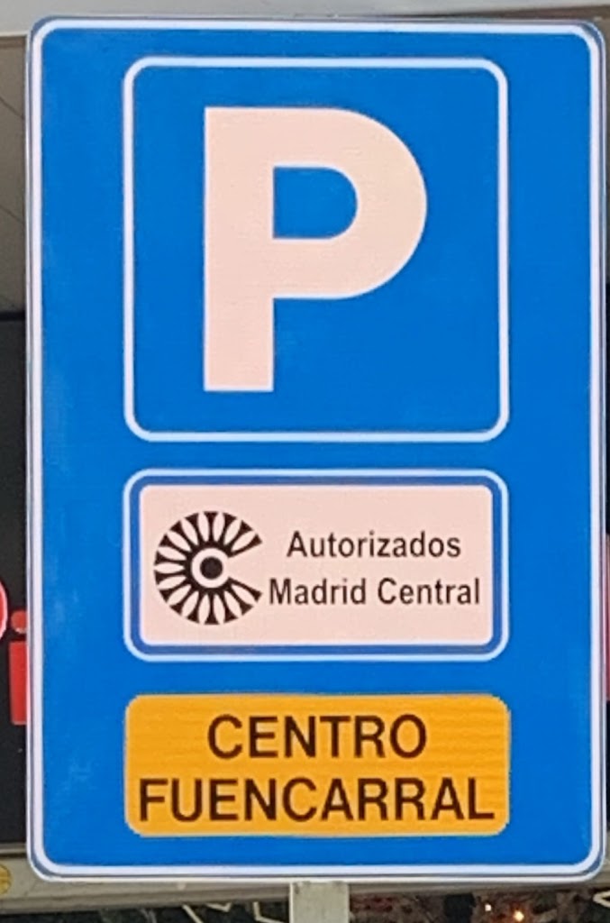 Aparcamiento Centro Fuencarral.