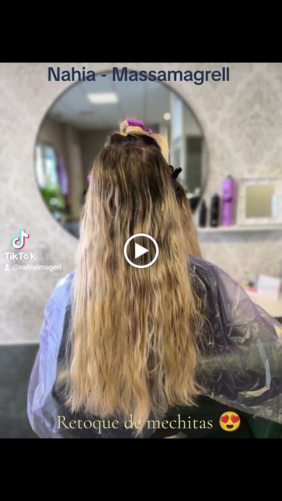 NAHIA. ESPECIALISTAS EN ALISADOS — Peinado