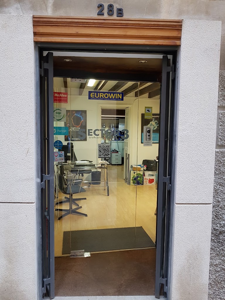 Sector 3 informatica — Interior