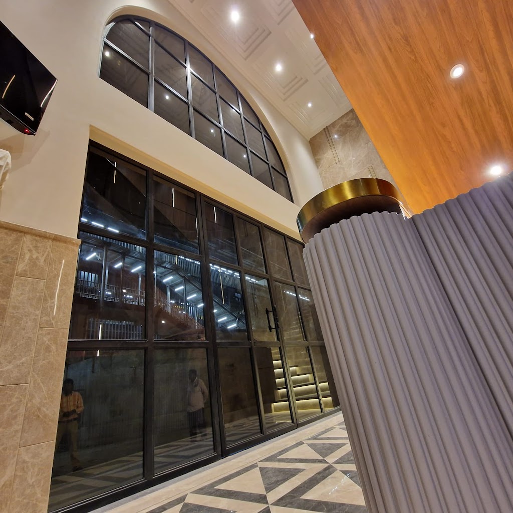 The Ube Residency Hotel In Malad West