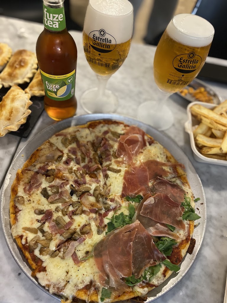 Las Tercetas Sabadell — Comida y bebida