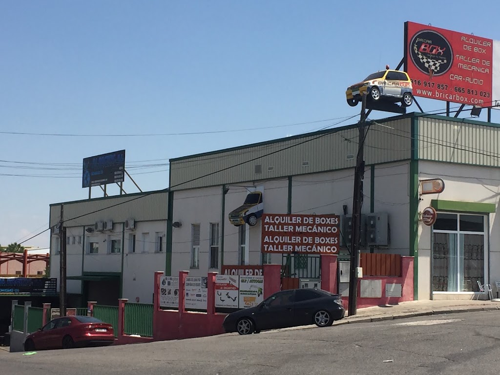 Talleres Bricarbox — Exterior