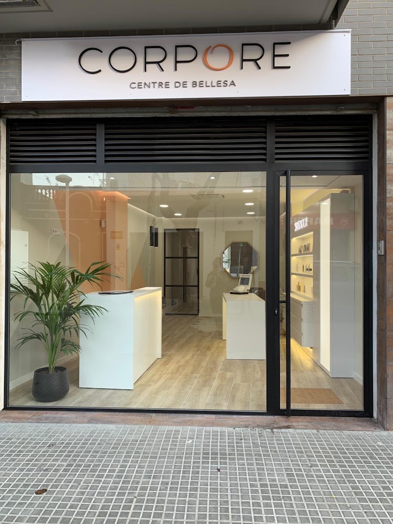 Centre Corpore — Exterior
