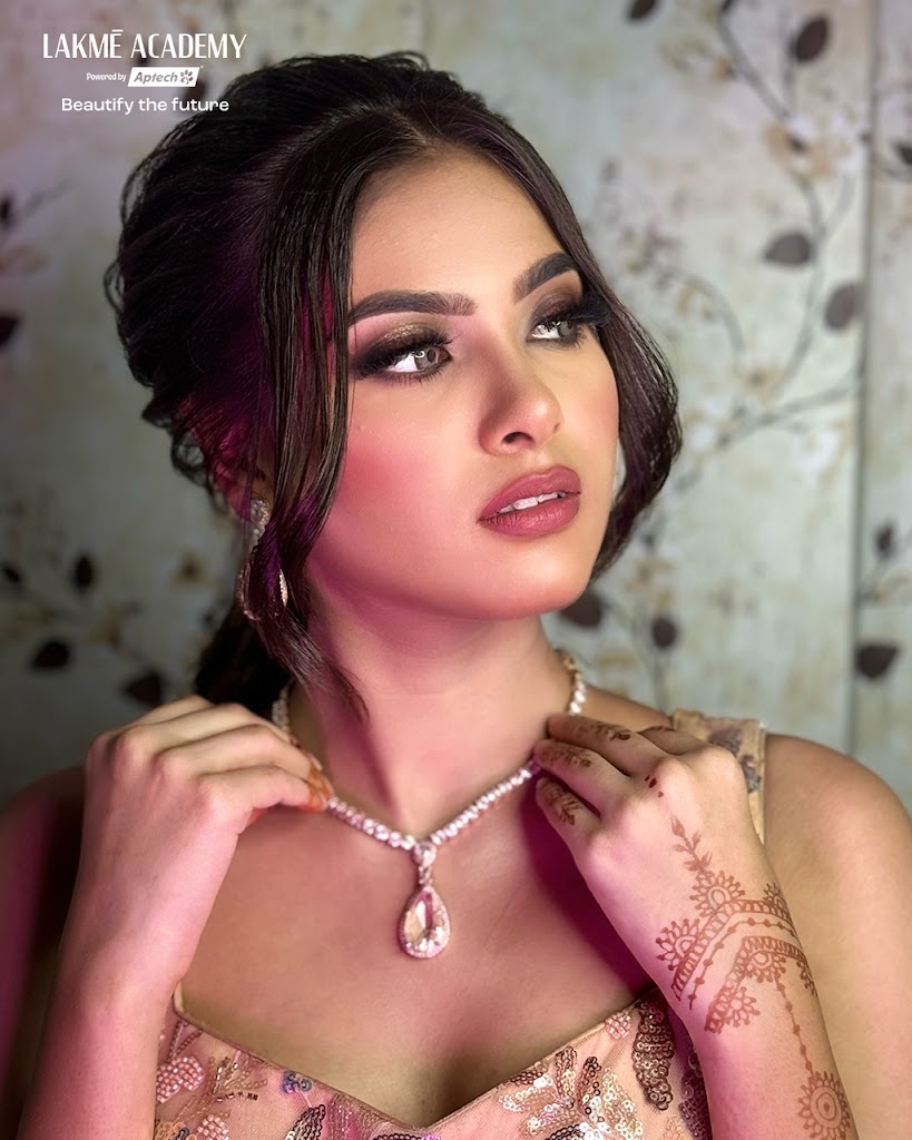 Lakme Academy Dwarka Powered By Aptech