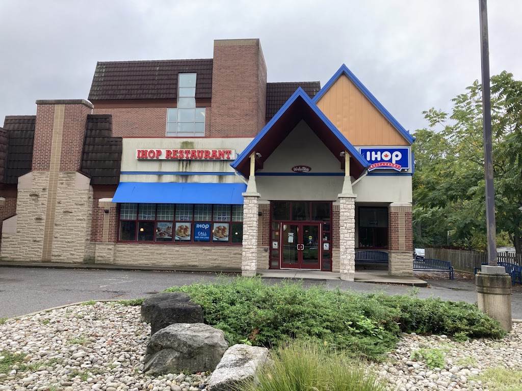 IHOP - Lundy's Lane