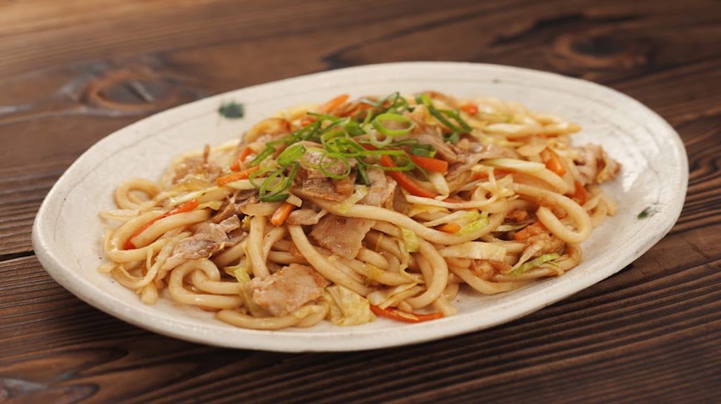 Mawi asiatico lanzarote — Comida y bebida