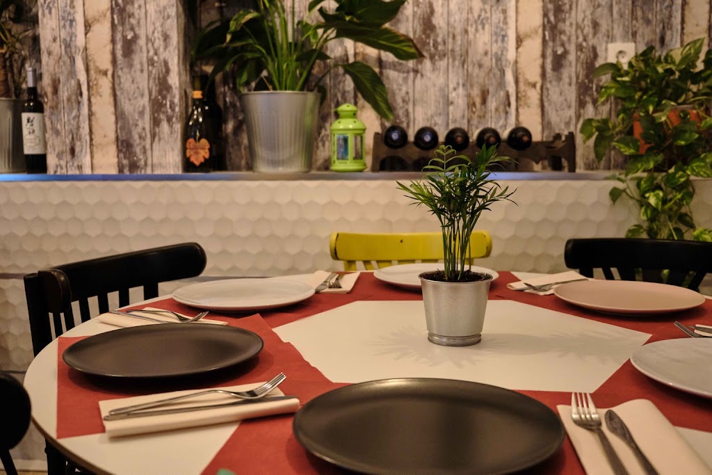 Restaurante Cafeteria Acueducto — Ambiente