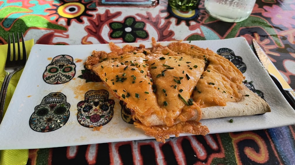 Bar Restaurante Tayo — Comida y bebida