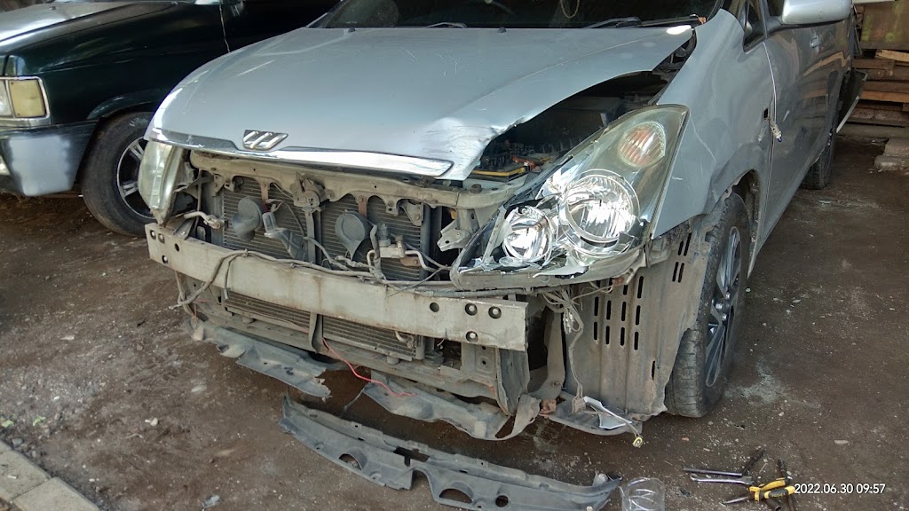 Bengkel mobil Timbul Jaya (Teter&Cat duco)