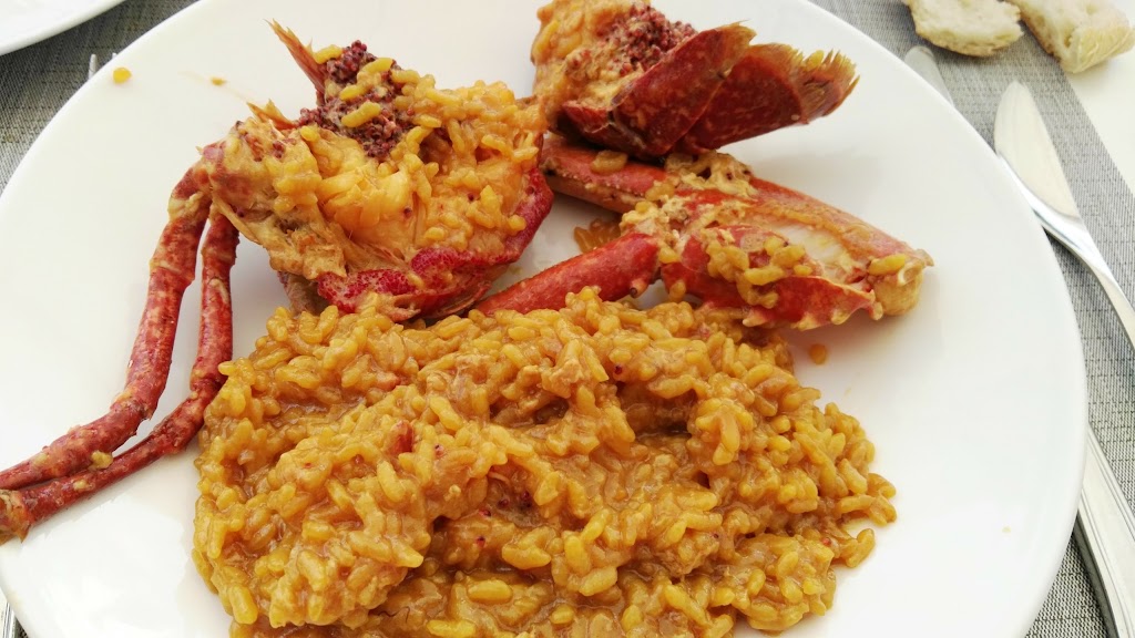 Restaurante Triton — Paella