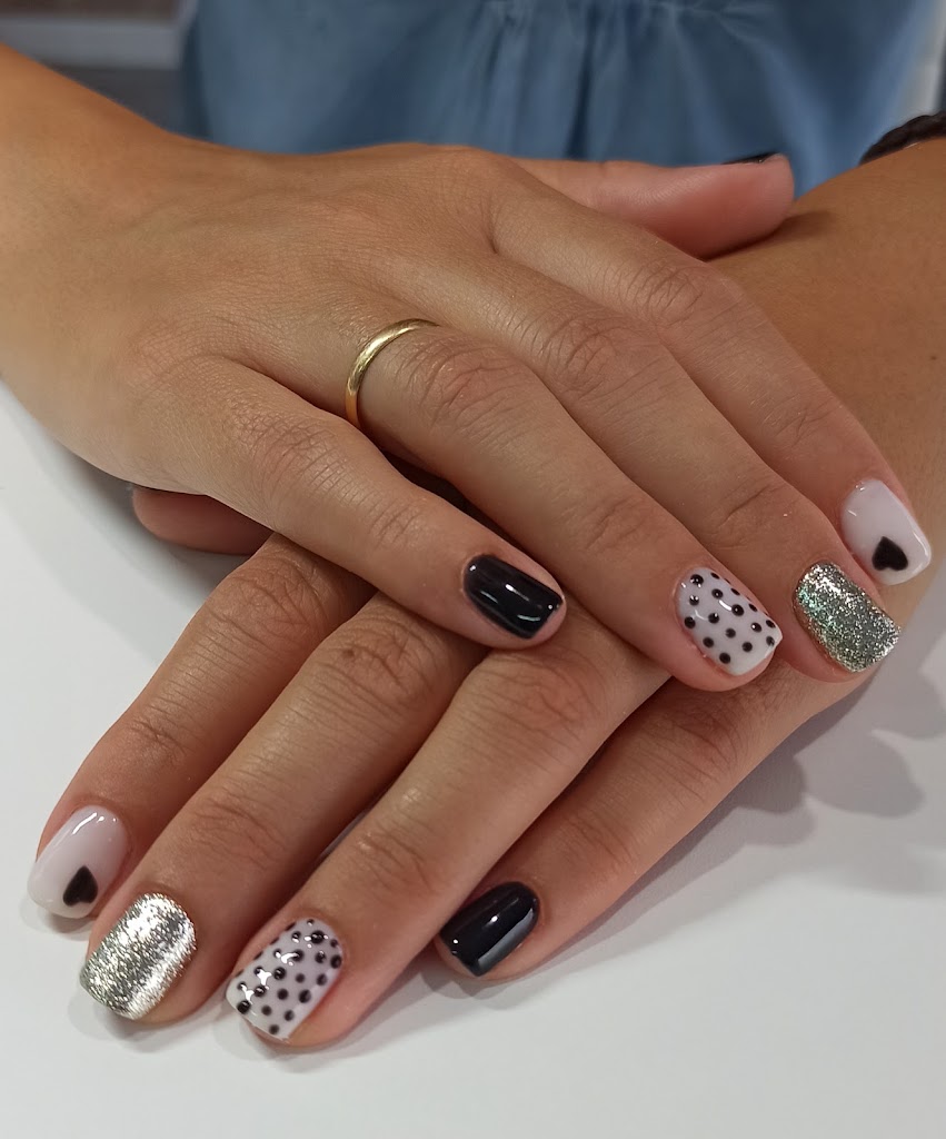 Espacio de Belleza By Carolina — Manicura