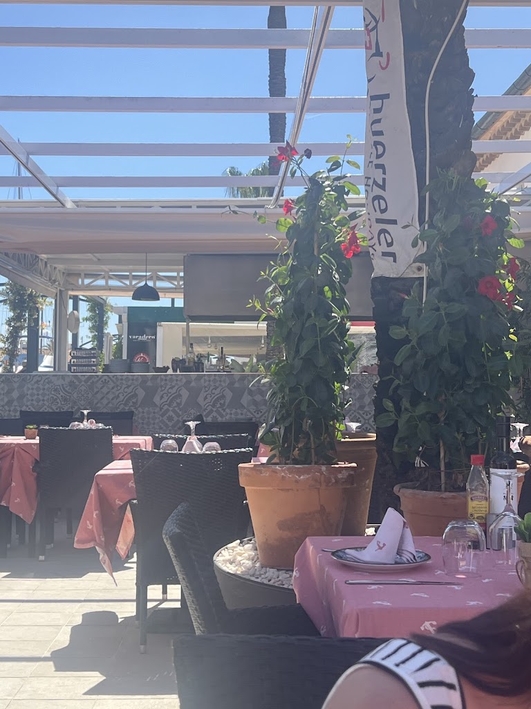 Sa Taverna des Port Alcudia — Ambiente