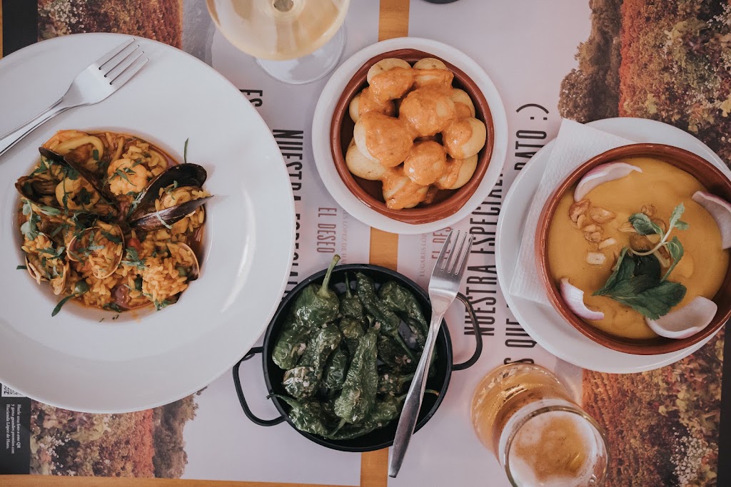 El Deseo — Comida y bebida